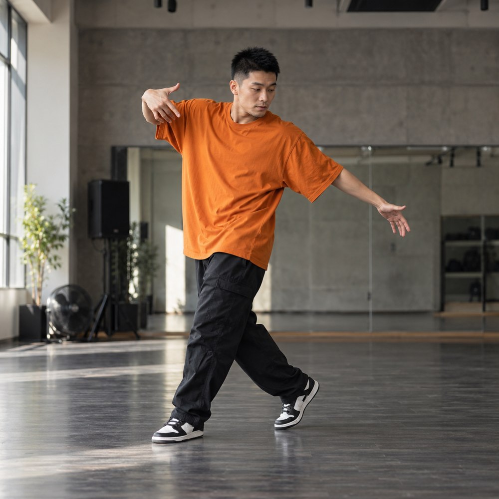 DJ BẢO KHANG biểu diễn